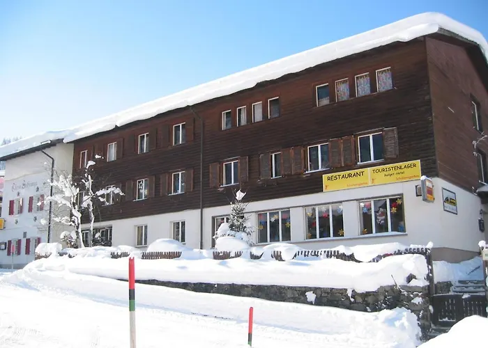 Hostel Chesa Selfranga