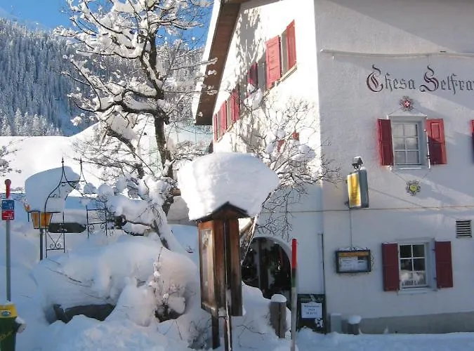 Hostel Chesa Selfranga Klosters