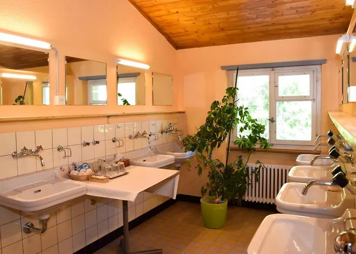 Hostel Chesa Selfranga Klosters